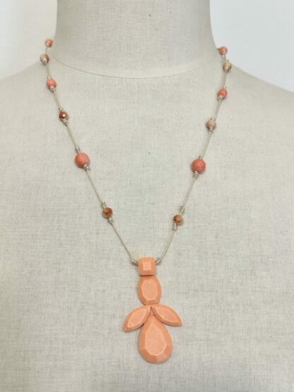 Collier saumon cordon beige